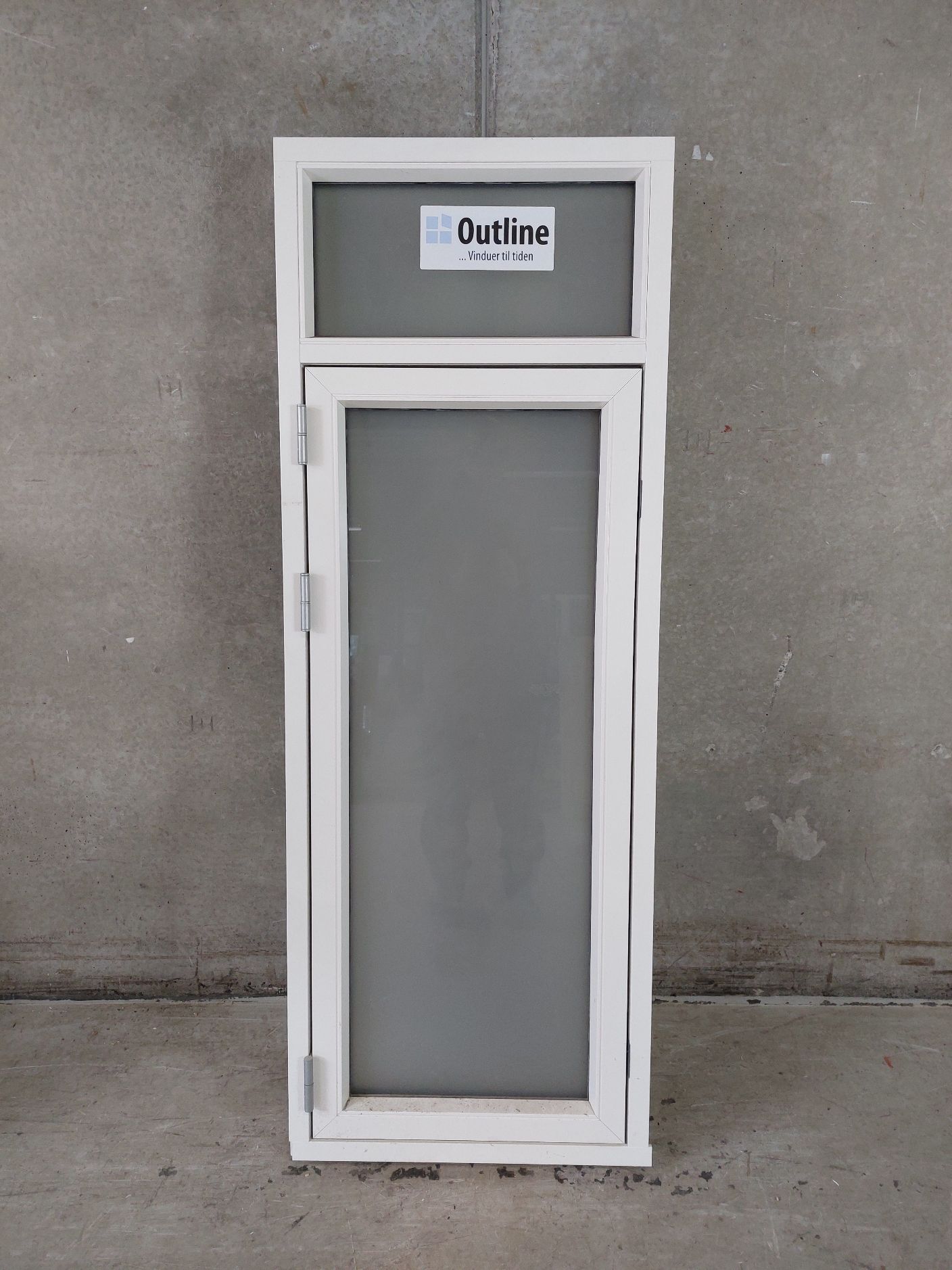 Sidehængt vindue. Hvid. Træ/alu. Satinmaterede energiruder, 57,6 x 157,3