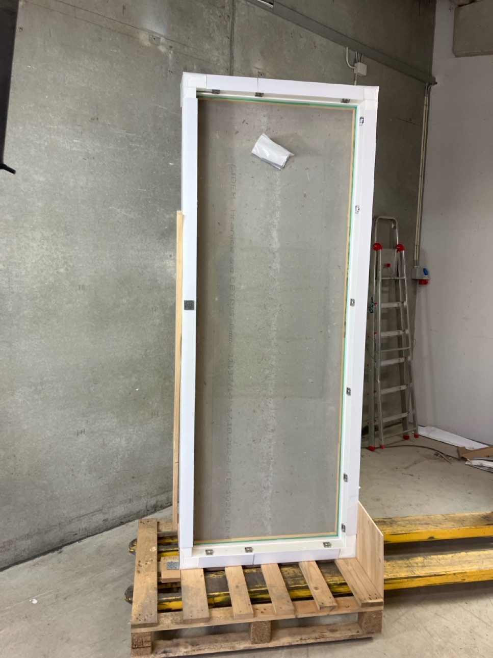 Blændparti i træ/alu fra Velfac, 80,3 x 206,9