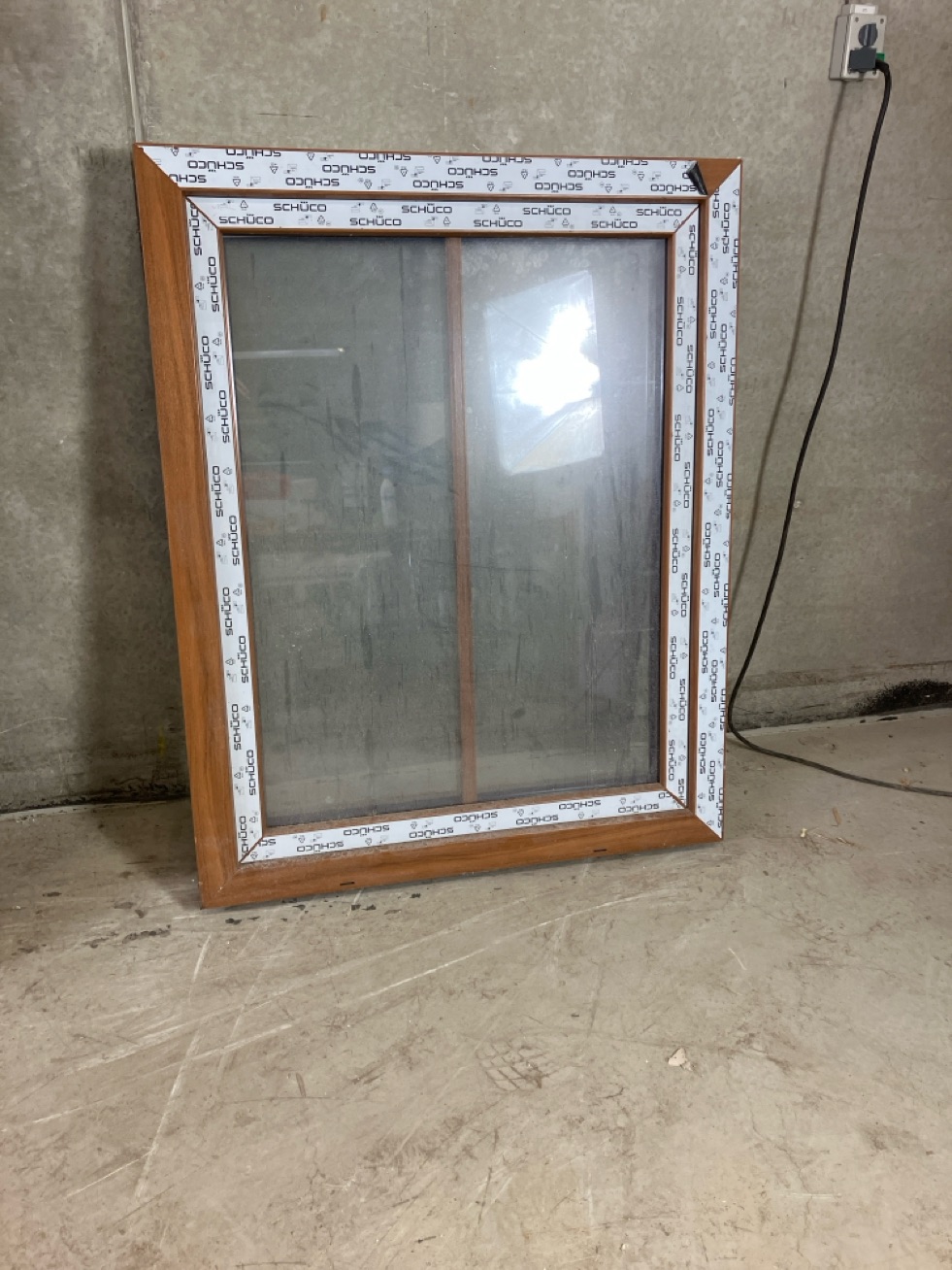 Dreje-kip vindue i plast med 3-lags energirude, 98,5x123,5