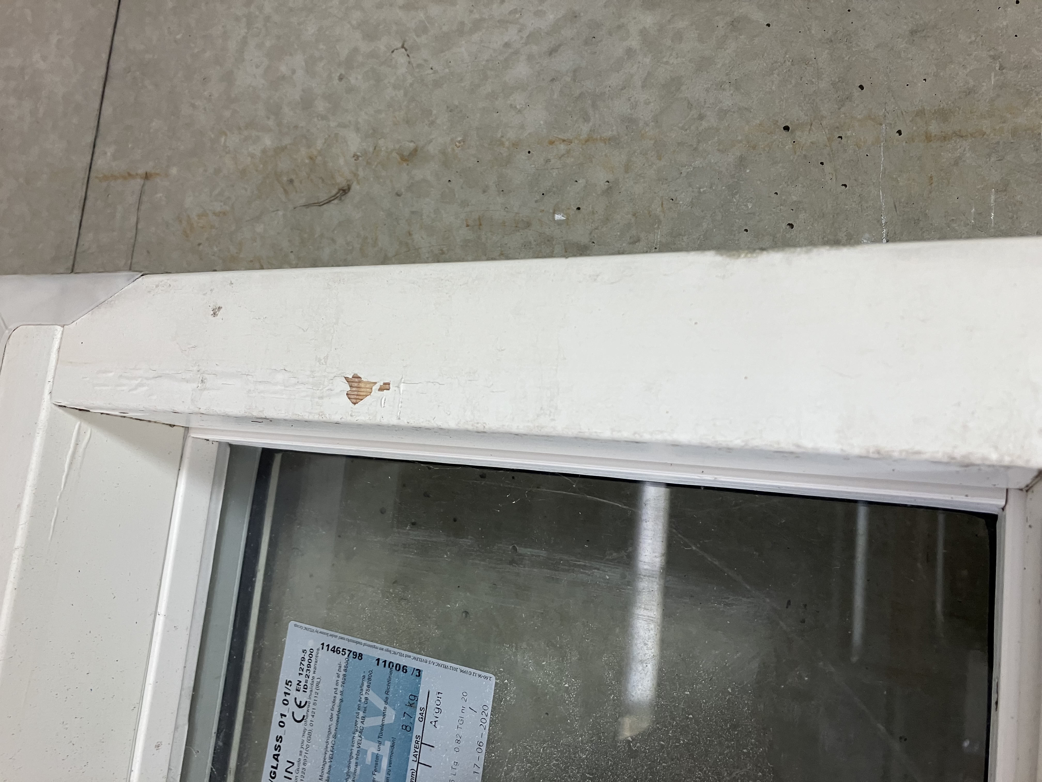 Udestueelement i træ/alu med 2-lags energirude, 120,3 x 259