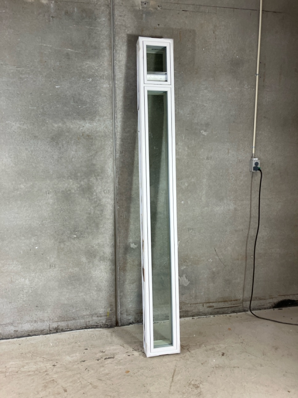 Fast karm vindue i træ/alu, 3 lag energi, 25,7 x 238 cm