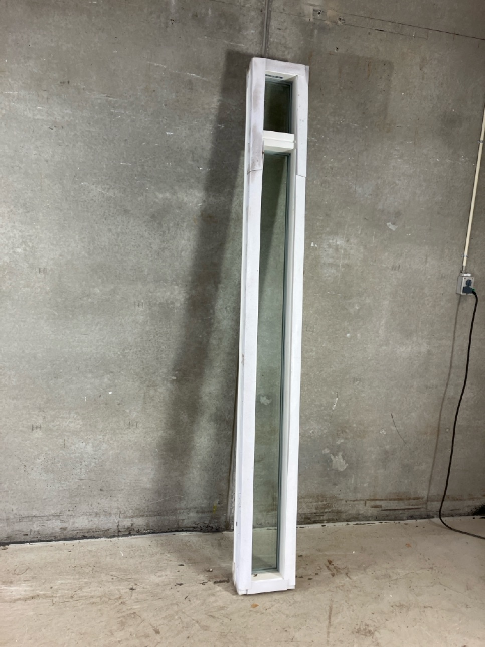 Fast karm vindue i træ/alu, 3 lag energi, 25,7 x 238 cm