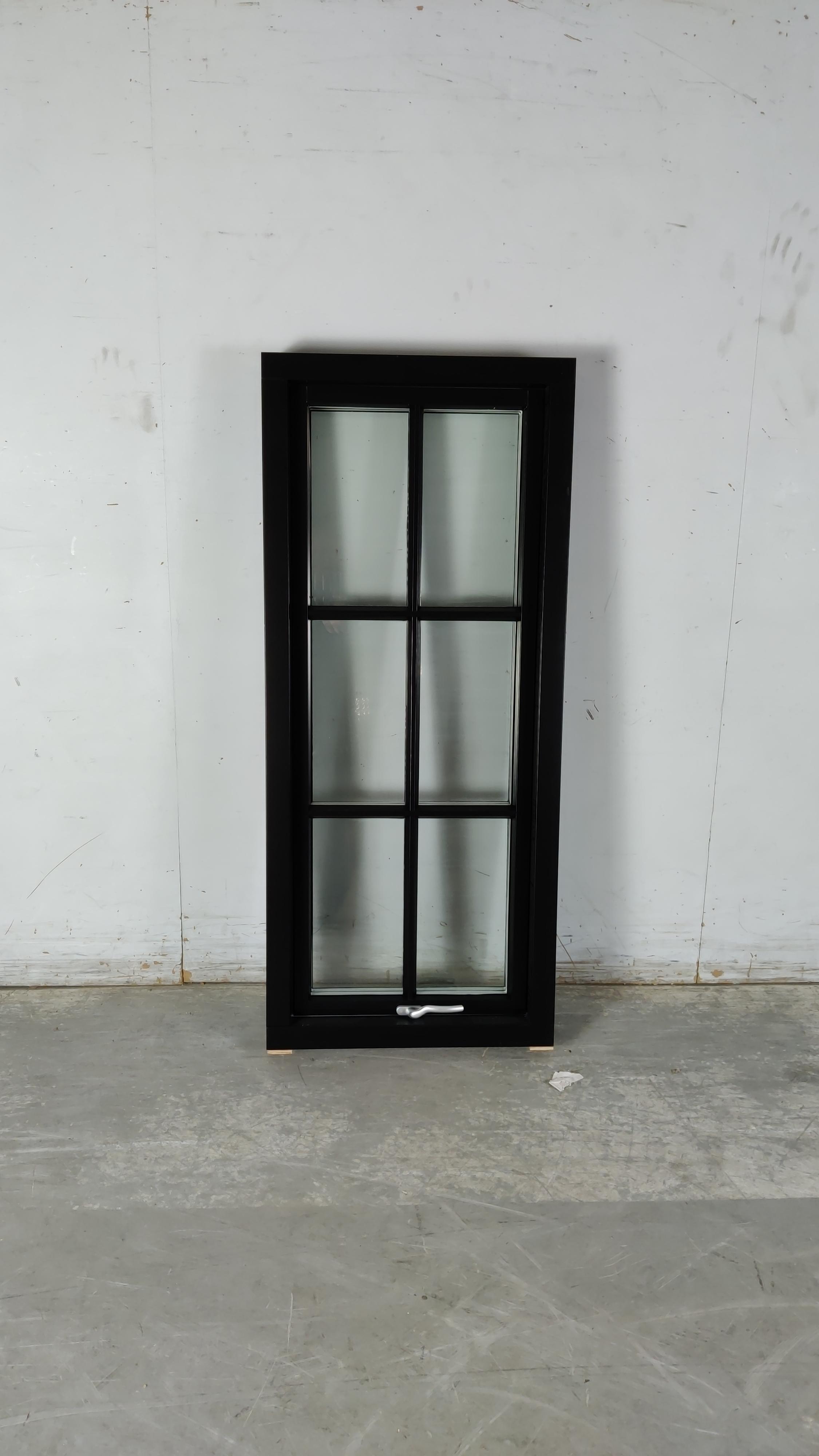 Topstyret vindue fra Alanga, klar glas, træ/alu, sort 61 X 141