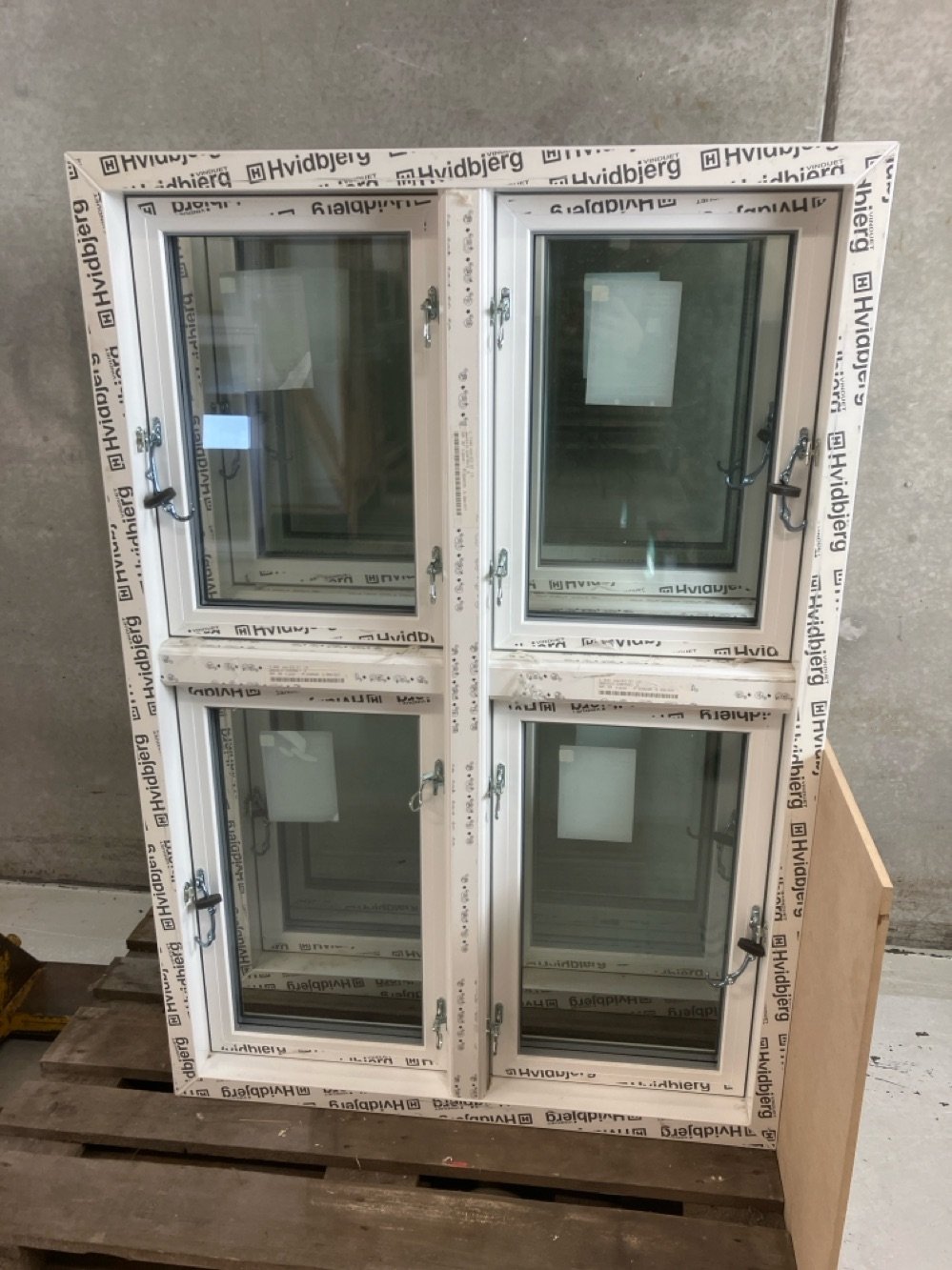 Dannebrogs Vindue, 94,5x138